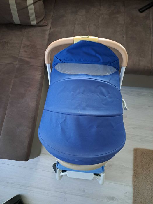 Carucior Bebumi cu lumini de noapte Spotlight Blue