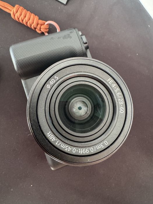 Obiectiv Sony FE Full Frame 28-60mm F4.0-5.6