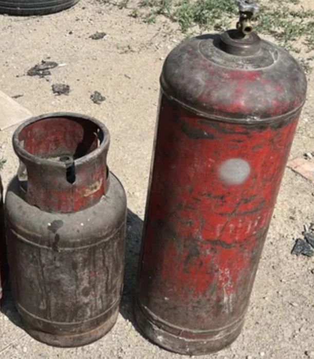 Газовый балон      ..