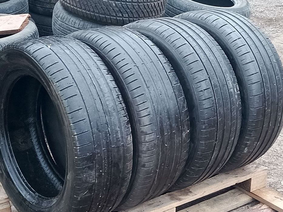 255/55/19 Pirelli