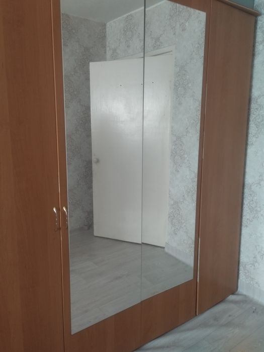 Продам шкаф большой