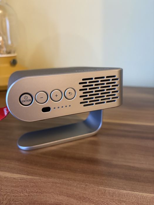 Videoproiector VIEWSONC M1 Plus, FWVGA, 300 Lumeni, agintiu