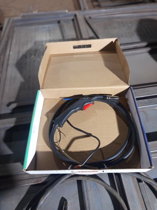 Сварочный полуавтомат -power 205