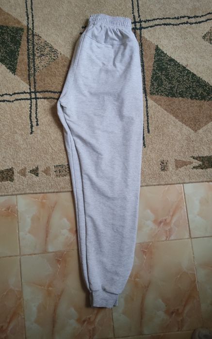 Спортивные штаны