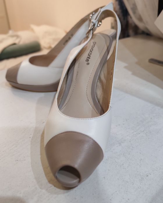 Продам туфли женские