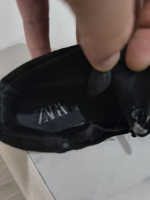 Обувь детская продам