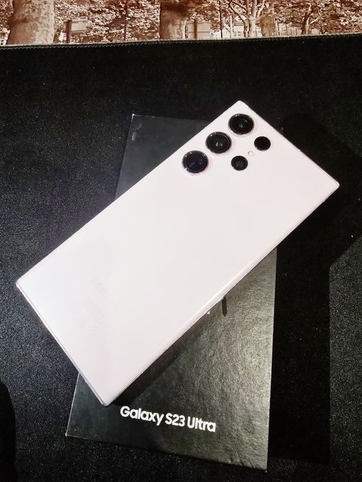 Vând Samsung S23 Ultra Lavandă