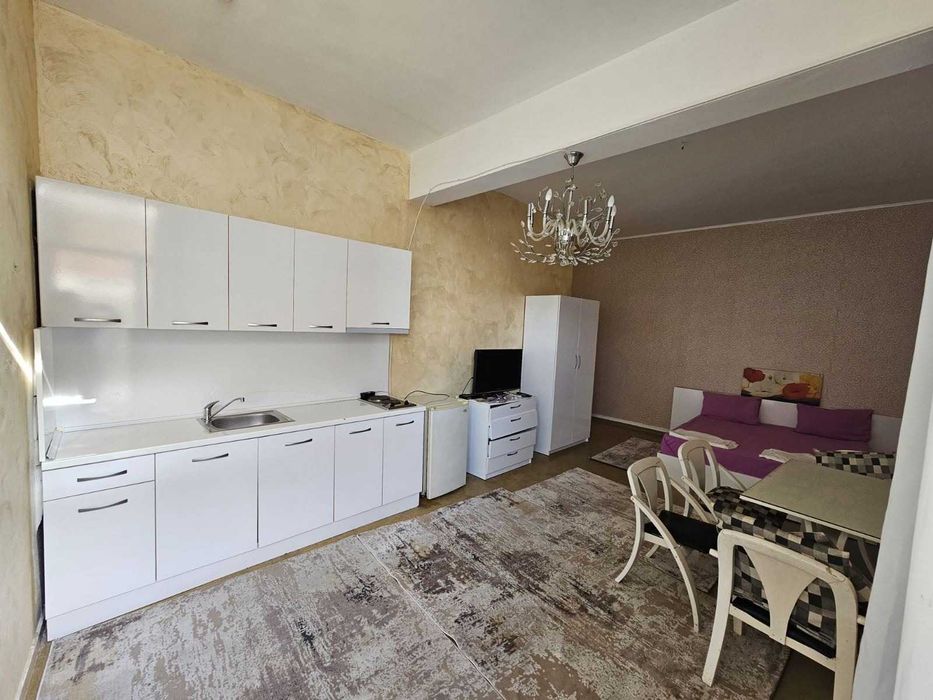 Дава се под наем  в Несебър - 40 кв.м за 275 € - Снимка #3