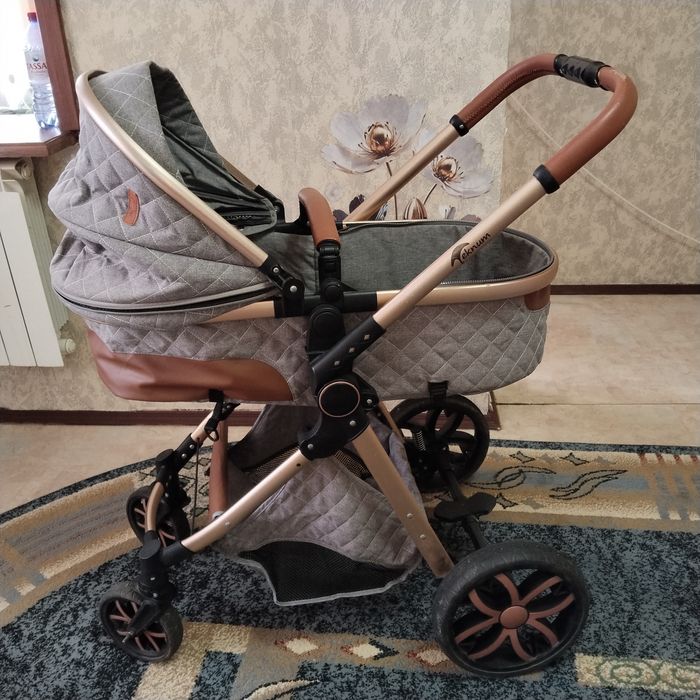 Продам детскую коляску