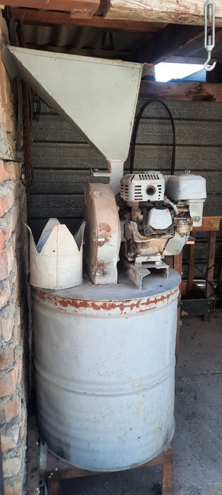 Дробилка для зерна