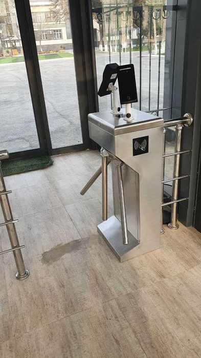 Турникет-Трипод — К из нержавейки