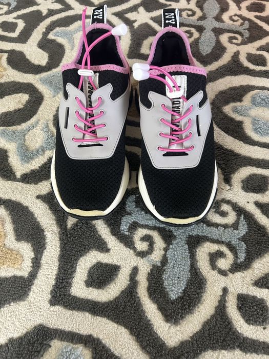 Adidasi steve madden