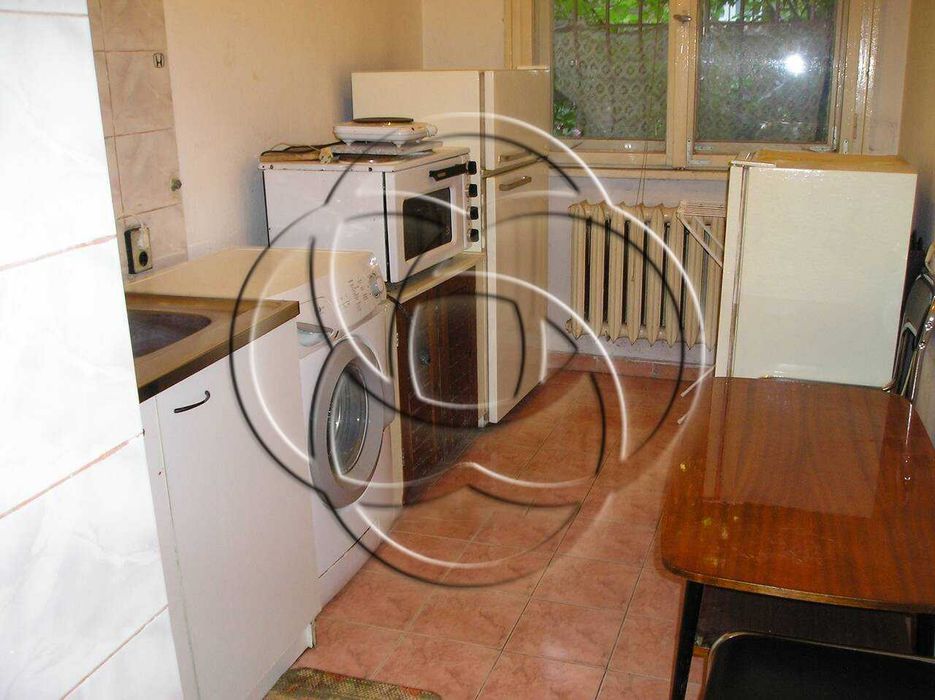 Дава се под наем Едностаен апартамент в София, Оборище - 45 кв.м за 350 € - Снимка #2