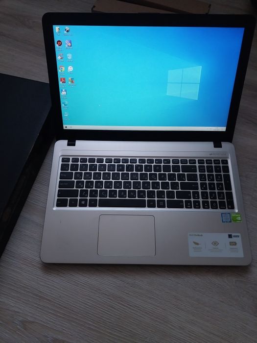 Ноутбук ASUS X540U.