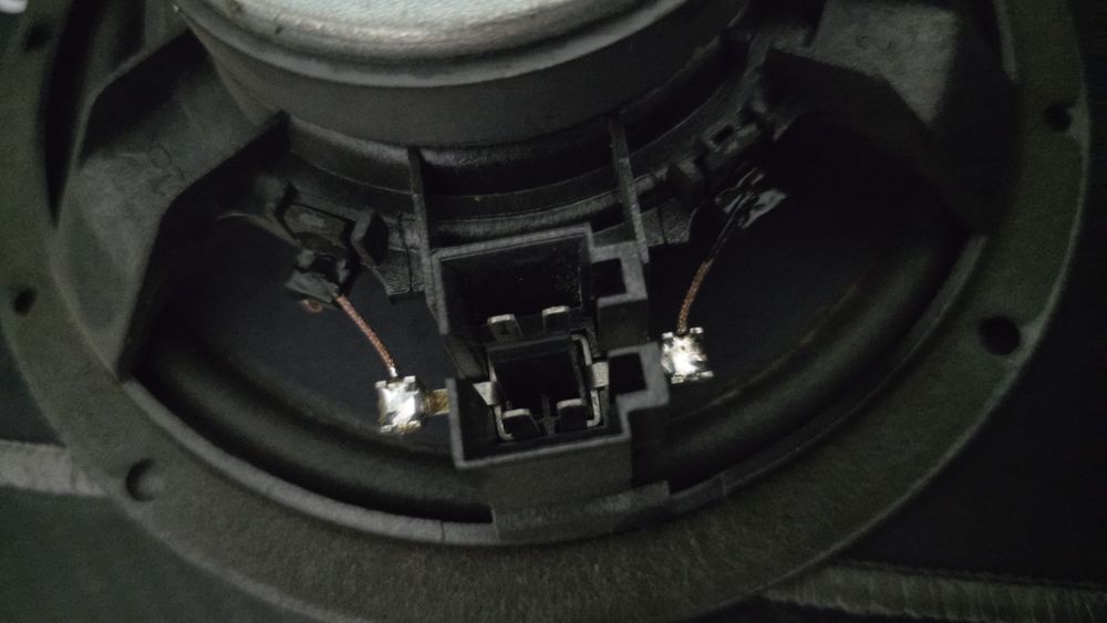 2 Boxe Blaupunkt - 16.5 + 2 inele adaptoare (Skoda, Seat, Volkswagen)