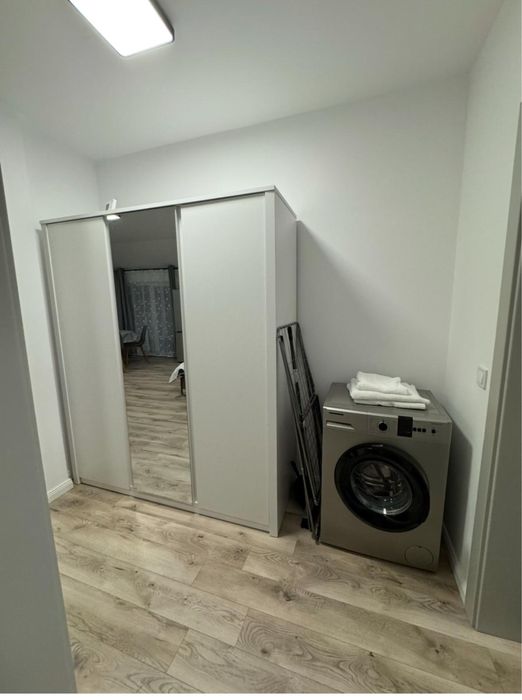 Apartamente de închiriat