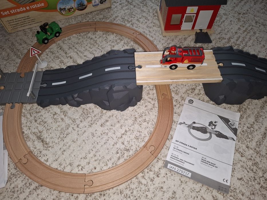 Set Playtive traseu lemn ca nou.