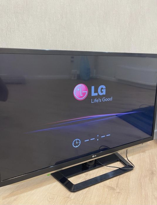 продам телевизор 50 диганль