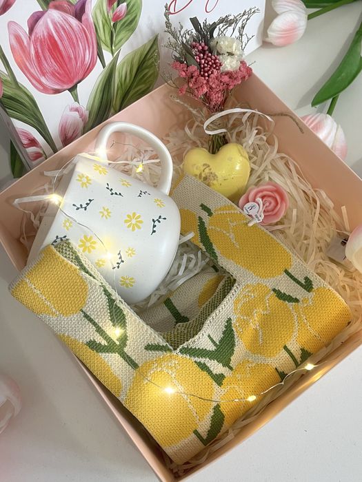 Подарок на 8 марта, бокс на 8 марта