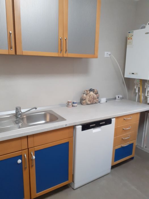 Vând apartament 3 camere