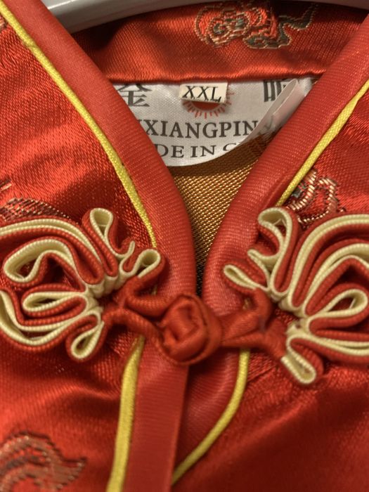 Vand top rosu matase, top paiete auriu sau rosu, marime M-L