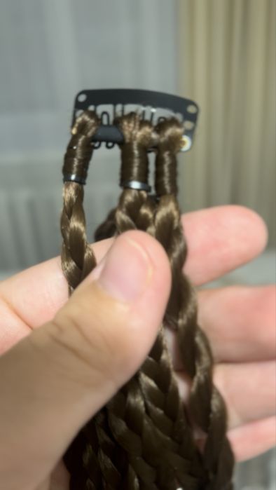 Накладные волосы косички и хвост