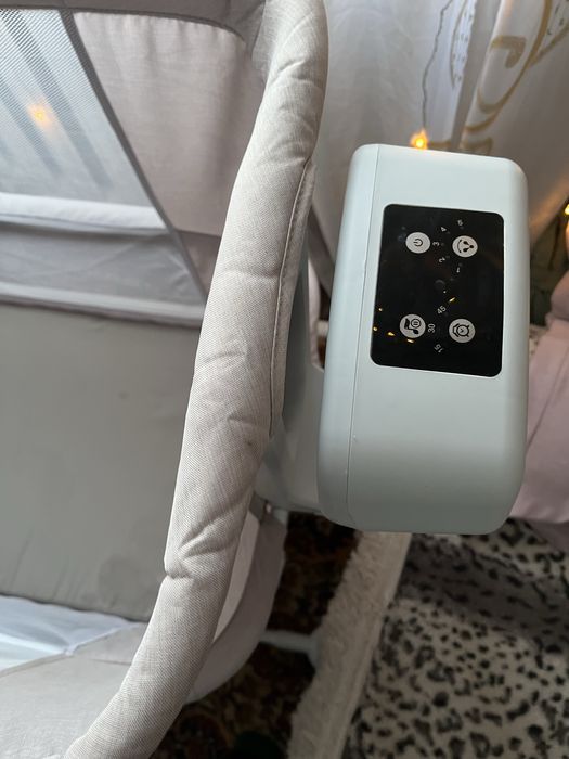 Продам кроватку-манеж