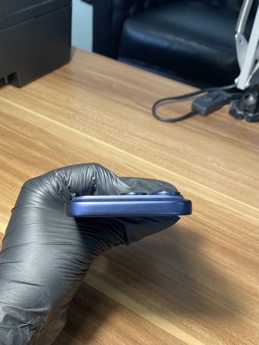 iPhone 17 Pro• 256 GB • Deep Blue