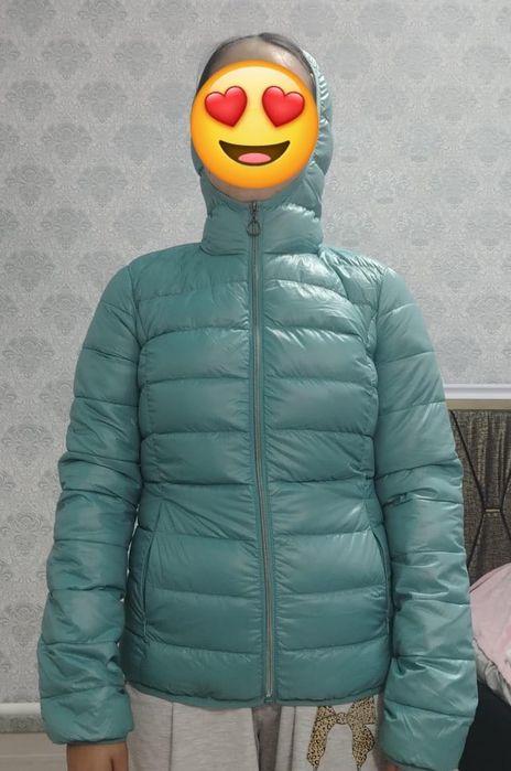 Киімдер новый итекеткамен тұр