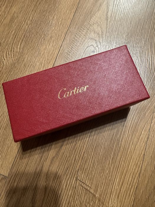 Cartier очила налични