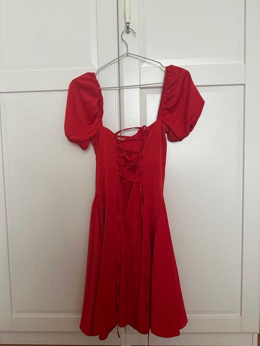 Diva Charms Rochie rosie din Satin