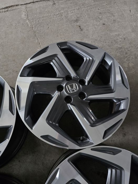 Джанти 19 / 5х114,3 - Honda CRV 5x114,3