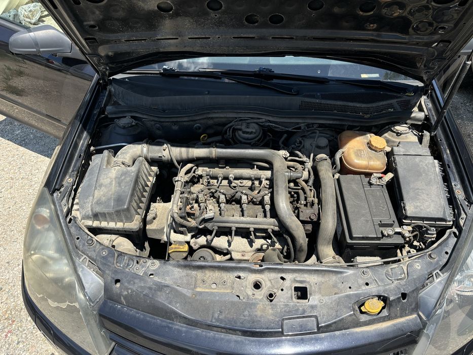 Opel Astra GTC на части