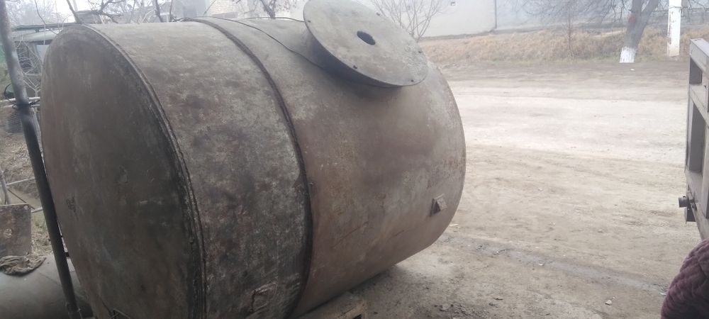 Bochka sotilade 2donalik  qalin liste 4talik  xolade yaxshe  keleshter