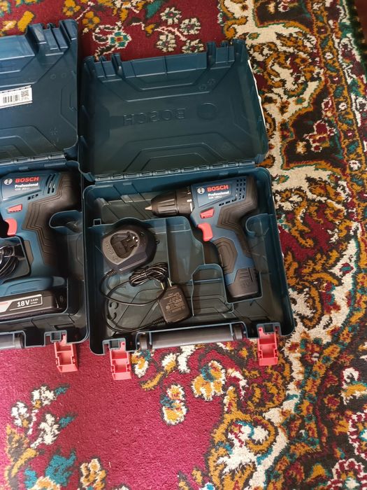 Шруповерт и перфоратор Bosch