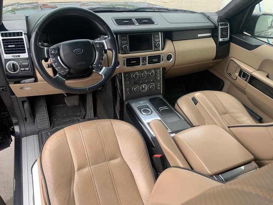 Dezmembrez Land Rover Range Rover Vogue L405 4.4 D TDV8 448DT