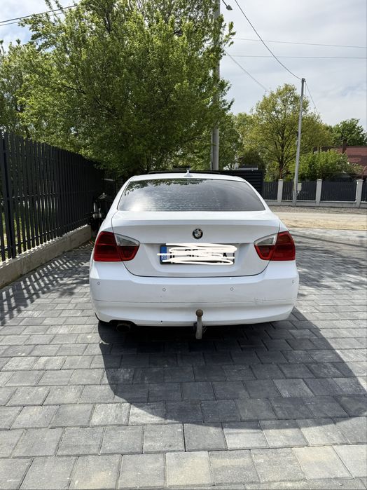 BMW E90 2.0 Diesel 200 CP – întreținută, mașină personală, km reali