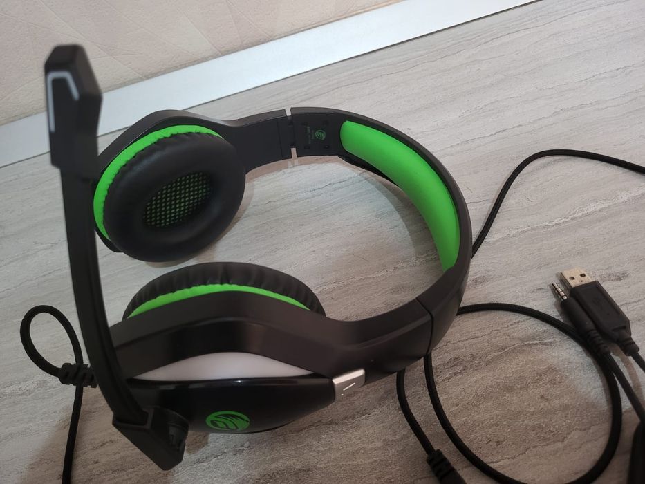 Продам игровые наушники