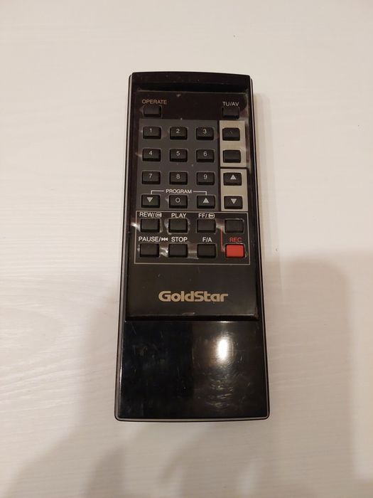 Telecomenzi Sanyo, Humax, Gold Star, AEG. De la 25 de lei.