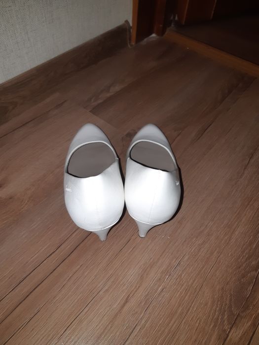 Продам туфли, размер 37-38