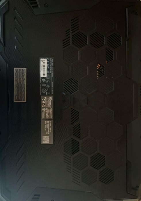 ASUS TUF F15 i5-11400H, RTX 3050 4gb vram, 8GB RAM