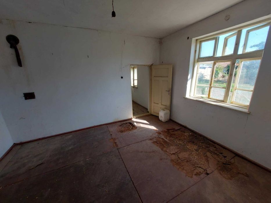 Продава се Къща в с. Алваново, Област Търговище - 80 кв.м за 185 €/кв.м - Снимка #8