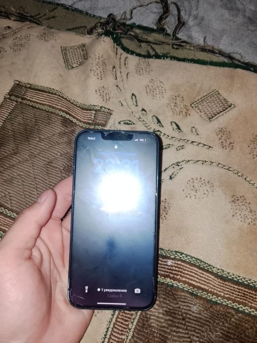 iPhone 13 прадам семей