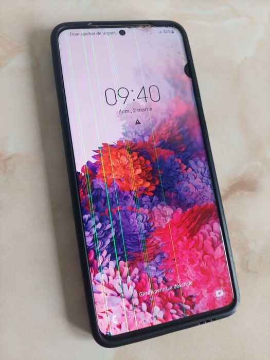 [S20+] Vând Samsung Galaxy S20 Plus [spart] [placă de bază bună] //poze reale