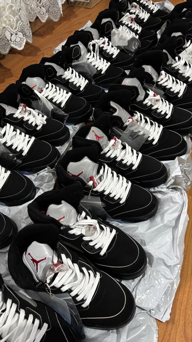 Jordan 5 [40;41;42;43]