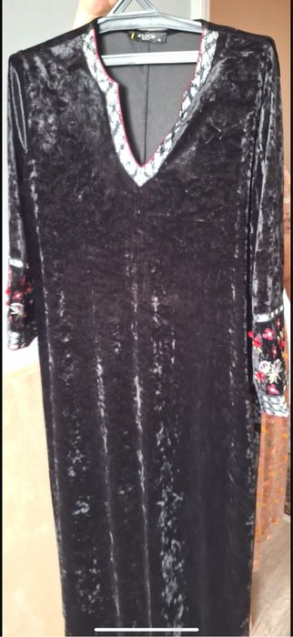 Продается  повседневние платье