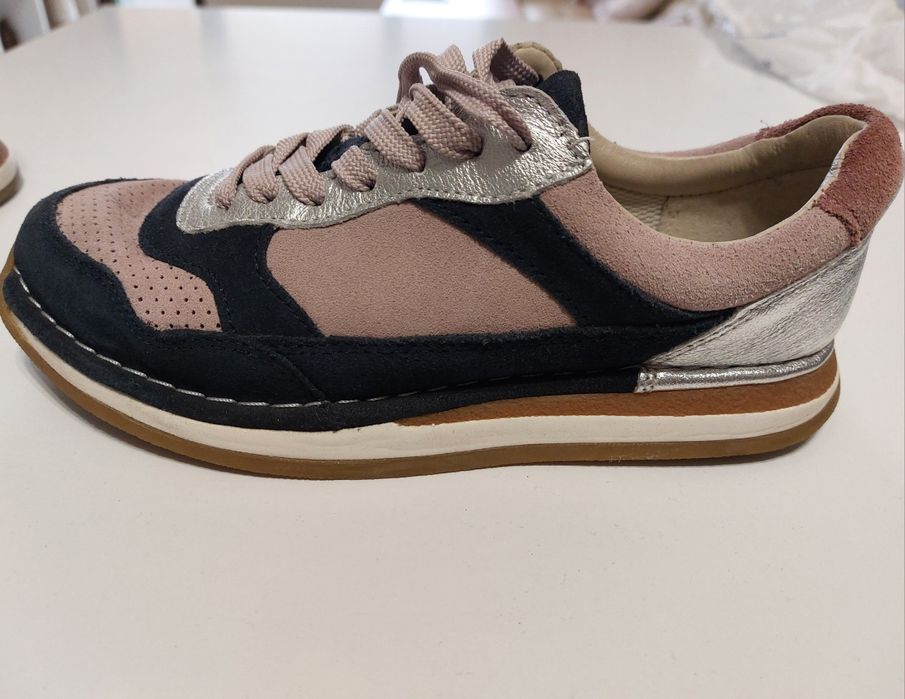 Детски маратонки за момиче