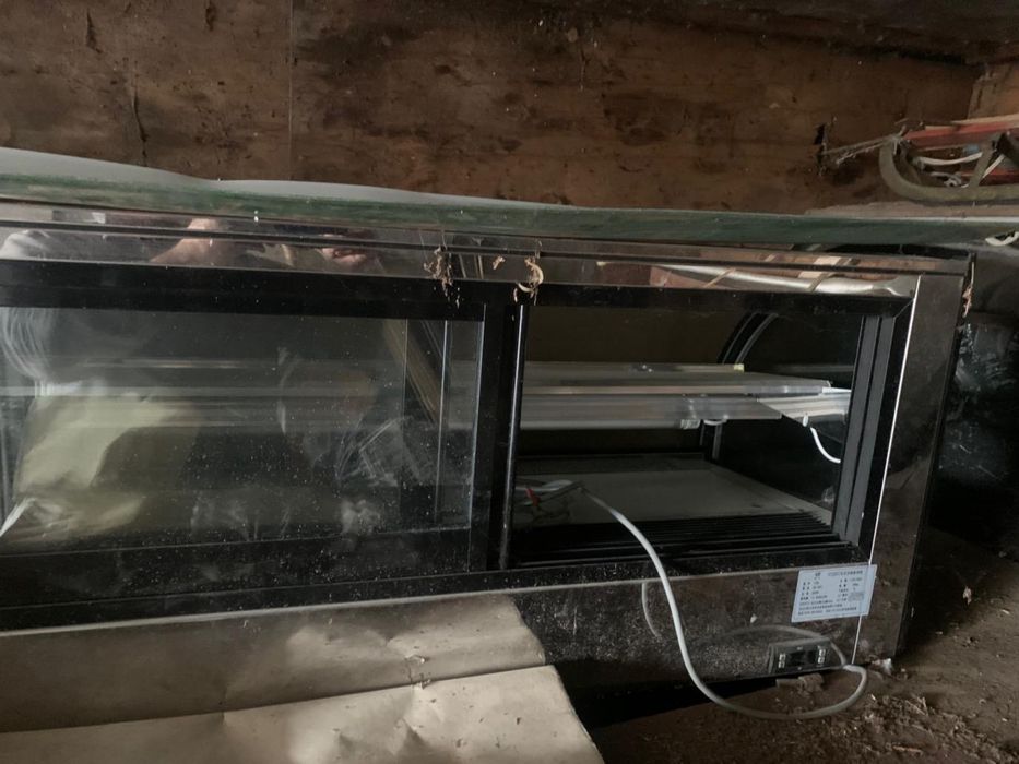 Коммерческая настольная витрина-подогреватель