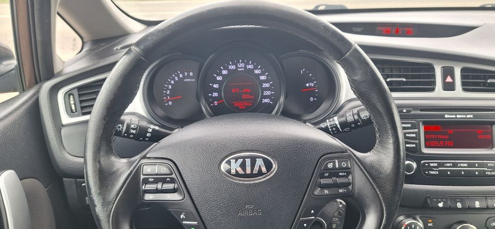 Kia Ceed 1.6 benzina aspirat fabricatie 2014 euro 5