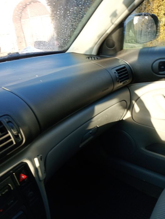 Vând Volkswagen pasat